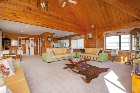 Photo of property in 38 Mccahill Views, Botany Downs, Auckland, 2010