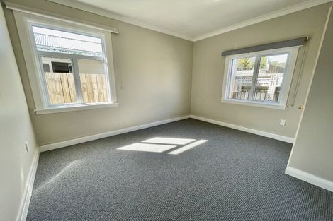 Photo of property in 42 Park Road, Miramar, Wellington, 6022