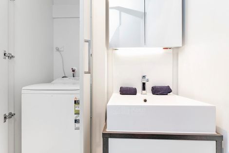 Photo of property in Queen's Residences, 2004/8 Airedale Street, Auckland Central, Auckland, 1010