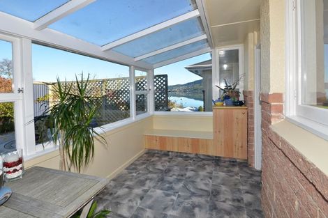 Photo of property in 29 Bayne Terrace, Macandrew Bay, Dunedin, 9014