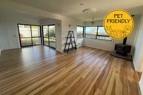 Photo of property in 1b Verbena Road, Birkdale, Auckland, 0626