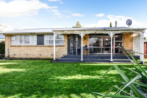 Photo of property in 299 Shakespeare Street, Leamington, Cambridge, 3432