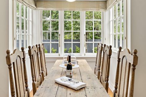 Photo of property in 269 High Street North, Carterton, 5713