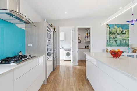 Photo of property in 24 Coast Boulevard, Papamoa Beach, Papamoa, 3118