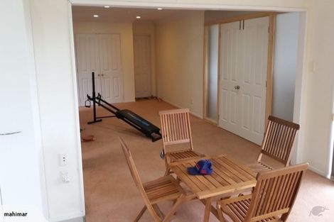 Photo of property in 127 Hobsonville Road, West Harbour, Auckland, 0618