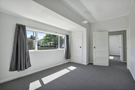 Photo of property in 28 Cornwall Street, Eltham, 4322