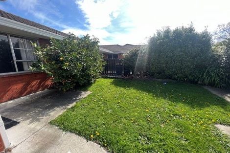 Photo of property in 1/28 Sawtell Place, Northcote, Christchurch, 8052