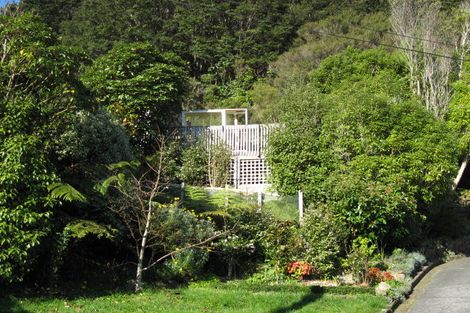 Photo of property in 6 Faris Crescent, Wainuiomata, Lower Hutt, 5014