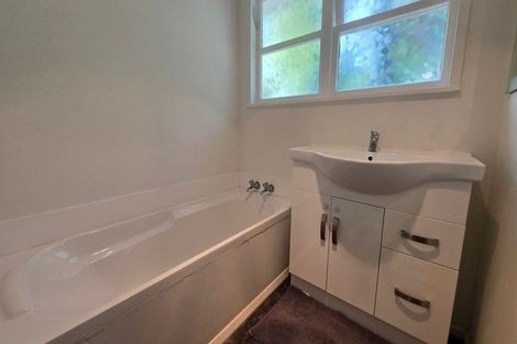 Photo of property in 470e Stokes Valley Road, Stokes Valley, Lower Hutt, 5019