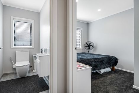 Photo of property in 13/15 Onukutara Place, Huntington, Hamilton, 3281