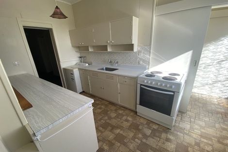 Photo of property in 123 Pendarves Street, New Plymouth, 4312