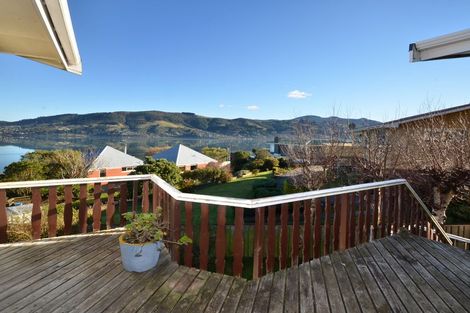 Photo of property in 29 Bayne Terrace, Macandrew Bay, Dunedin, 9014