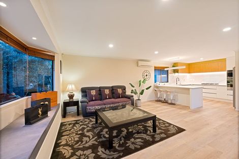 Photo of property in 35 Waimanu Bay Drive, Te Atatu Peninsula, Auckland, 0610