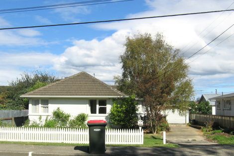 Photo of property in 18 Moeraki Road, Maoribank, Upper Hutt, 5018