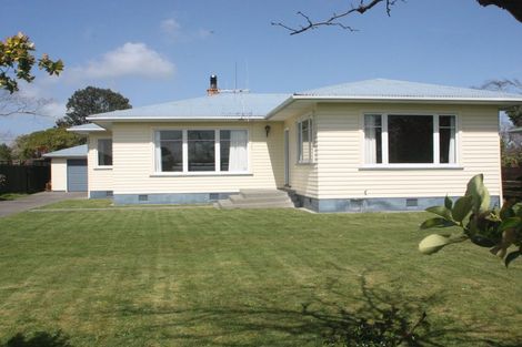 Photo of property in 11 Galway Avenue, Hokowhitu, Palmerston North, 4410