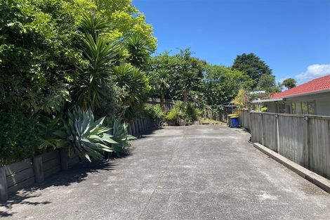 Photo of property in 13 Adam Sunde Place, Glen Eden, Auckland, 0602