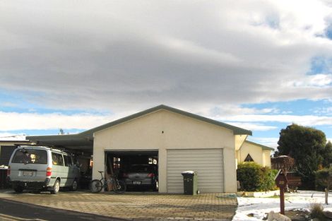 Photo of property in 20 Kamaka Crescent, Bridge Hill, Alexandra, 9320