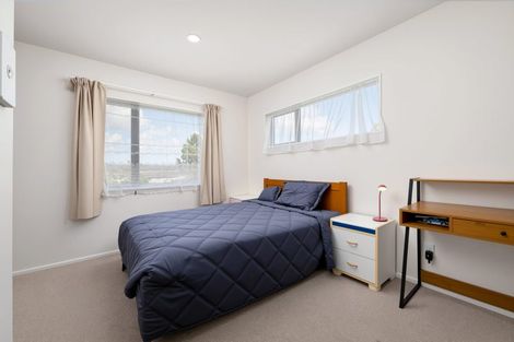 Photo of property in 93 Waitaki Street, Henderson, Auckland, 0612