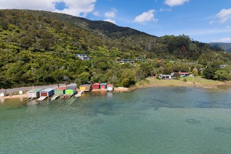 Photo of property in 1755 Queen Charlotte Drive, Linkwater, Picton, 7281