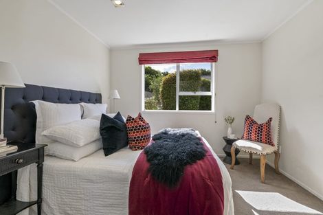 Photo of property in 9 Serrata Place, Browns Bay, Auckland, 0630