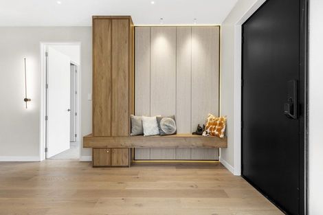 Photo of property in 202 Clovelly Road, Bucklands Beach, Auckland, 2012