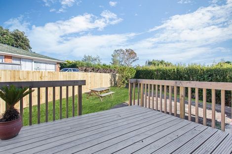 Photo of property in 2 Glenmore Road, Sunnyhills, Auckland, 2010