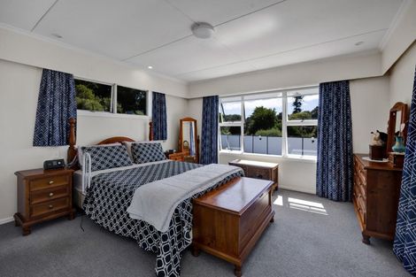 Photo of property in 8 Mahoe Street, Strandon, New Plymouth, 4312