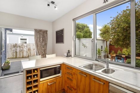 Photo of property in 14 Jessie Street, Petone, Lower Hutt, 5012