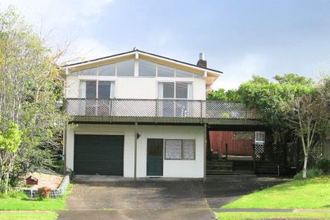 Photo of property in 12 Sirius Place, Botany Downs, Auckland, 2010