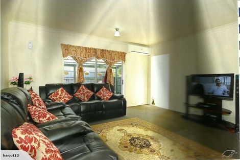 Photo of property in 13 Catalina Drive, Melville, Hamilton, 3206