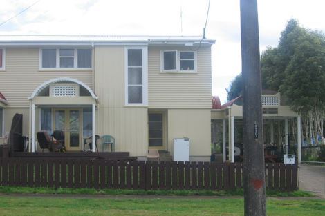 Photo of property in 2 Taraire Crescent, Otangarei, Whangarei, 0112