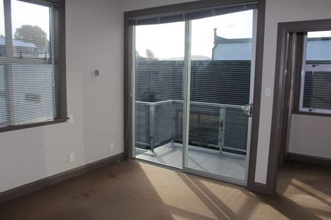 Photo of property in 98 Riddiford Street, Newtown, Wellington, 6021