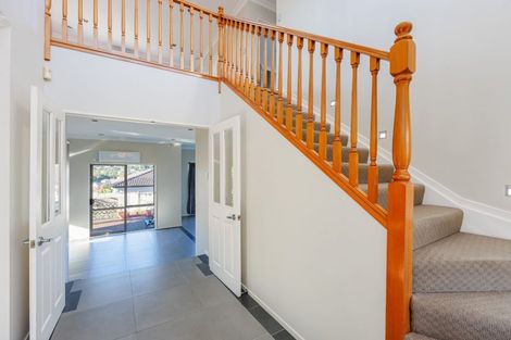 Photo of property in 11 Tekapo Rise, Fairview Heights, Auckland, 0632