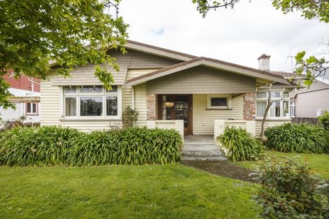 Photo of property in 32 Saint Johns Avenue, Palmerston North, 4414