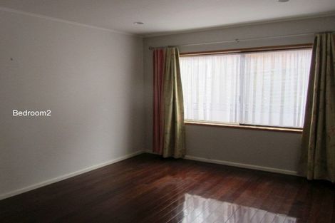 Photo of property in 8 Carrowmore, Pinehill, Auckland, 0632