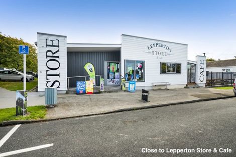 Photo of property in 513 Richmond Road, Lepperton, New Plymouth, 4373