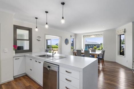 Photo of property in 43 Glade Park Lane, Shannon, Palmerston North, 4474