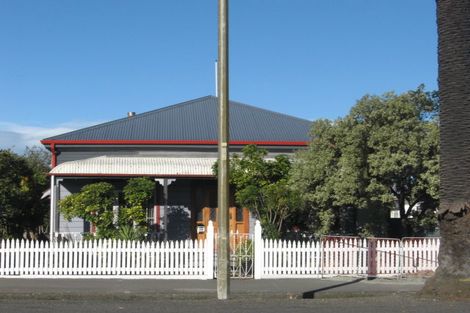 Photo of property in 84 Kennedy Road, Napier South, Napier, 4110