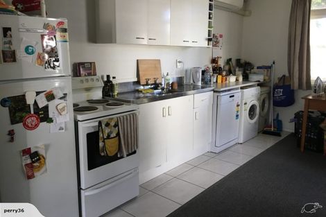 Photo of property in 11h Britannia Street, Petone, Lower Hutt, 5012