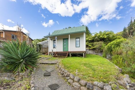 Photo of property in 2/9 Montgomery Street, Stokes Valley, Lower Hutt, 5019