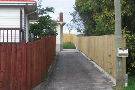 Photo of property in 1/9 Sheehan Road, Te Atatu South, Auckland, 0610