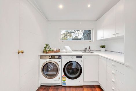 Photo of property in 281 Point View Drive, Shamrock Park, Auckland, 2016