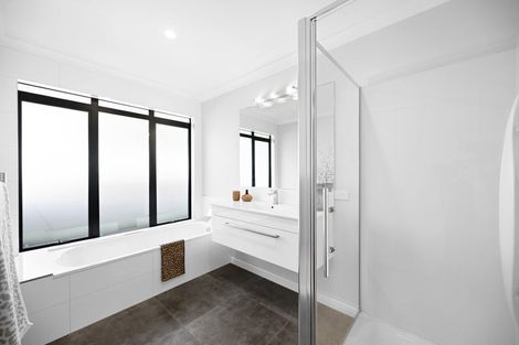 Photo of property in 6 Aquila Crescent, Rototuna North, Hamilton, 3210