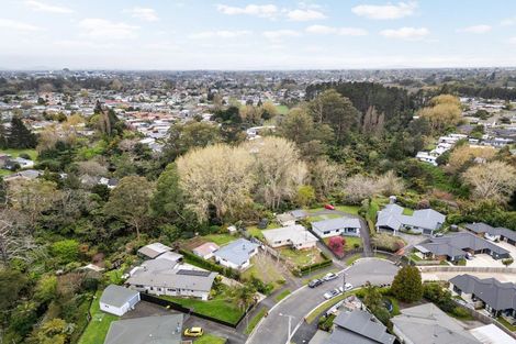 Photo of property in 11 Keitha Place, Glenview, Hamilton, 3206