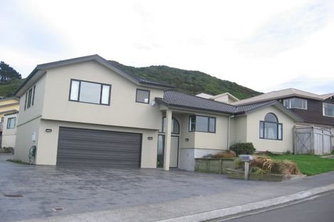 Photo of property in 57 Meadowcroft Grove, Johnsonville, Wellington, 6037