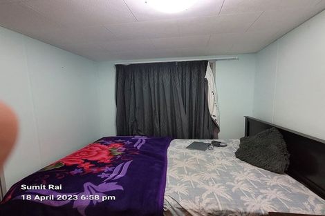 Photo of property in 14a Sunhaven Drive, Newlands, Wellington, 6037