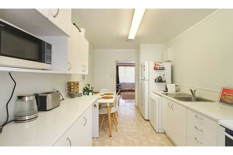 Photo of property in 5/26 Rangatira Road, Birkenhead, Auckland, 0626