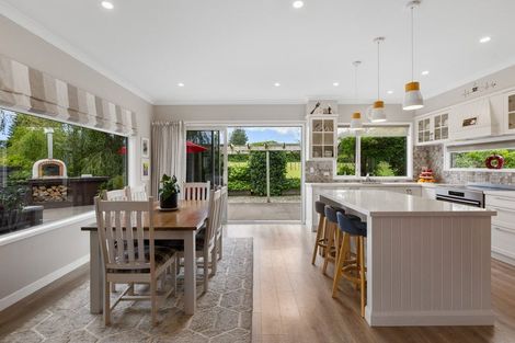 Photo of property in 139 Richmond Road, Brixton, New Plymouth, 4373