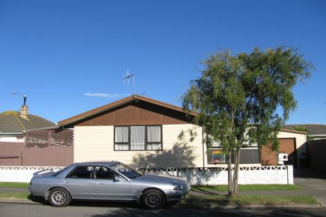 Photo of property in 32 Plowman Crescent, Onekawa, Napier, 4110