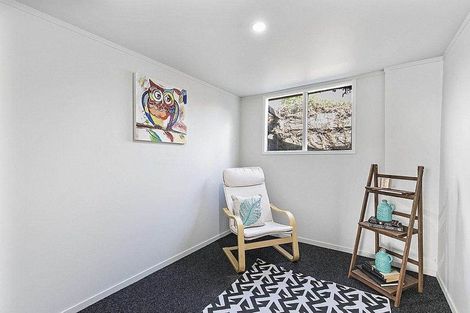 Photo of property in 27 Woburn Street, Mangere East, Auckland, 2024